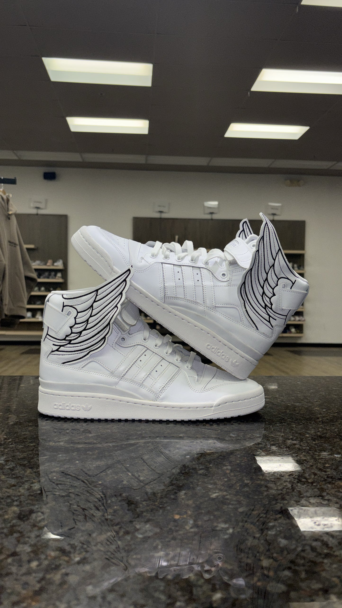 adidas Originals x Jeremy Scott Forum Wings 4.0 used no box