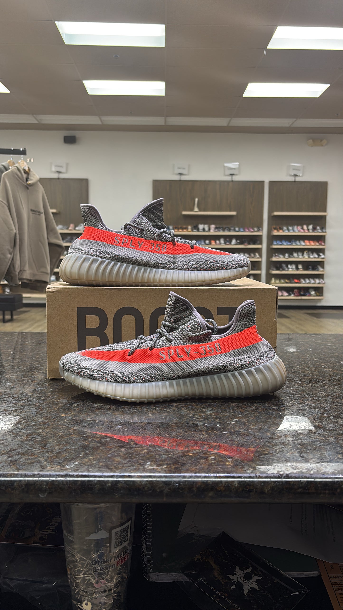 Adidas Yeezy Boost 350 V2 Beluga used with box
