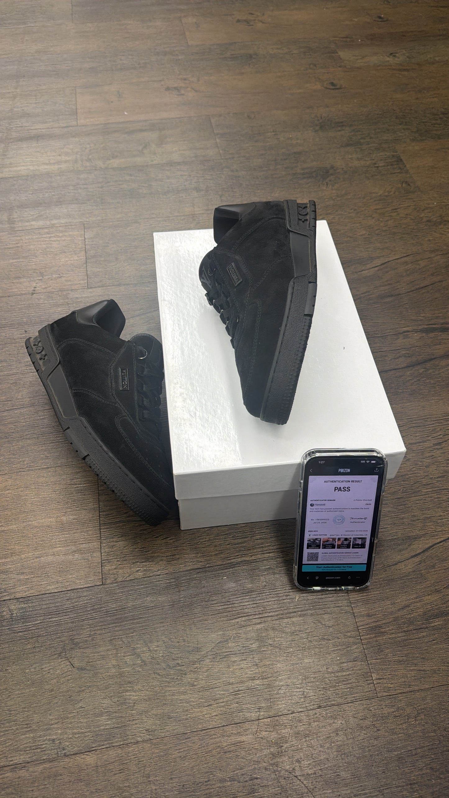 Louis Vuitton Uniform Trainers Preowned with box