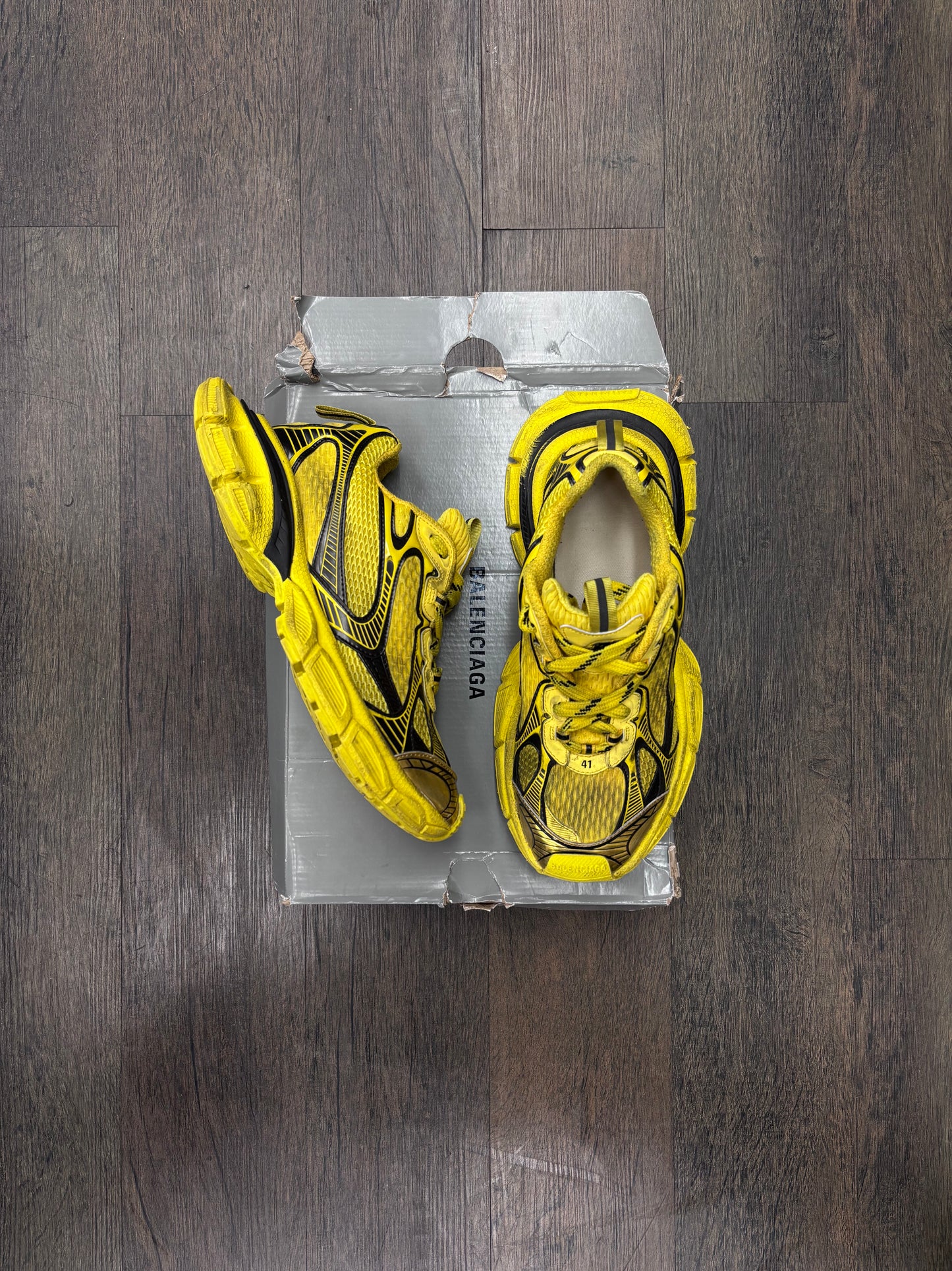 BALENCIAGA 3XL “WORN OUT YELLOW” PRE-OWNED W BOX