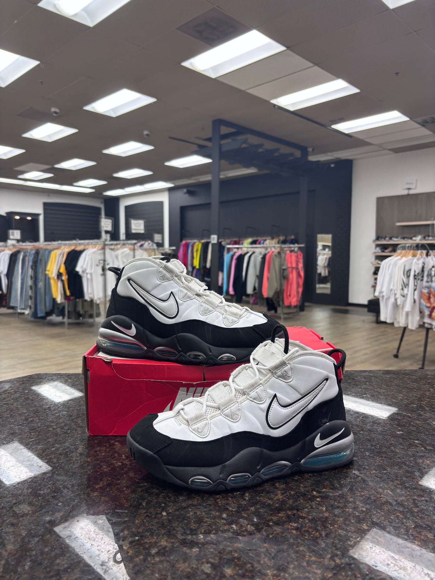 Nike Air Max Uptempo Used With Box