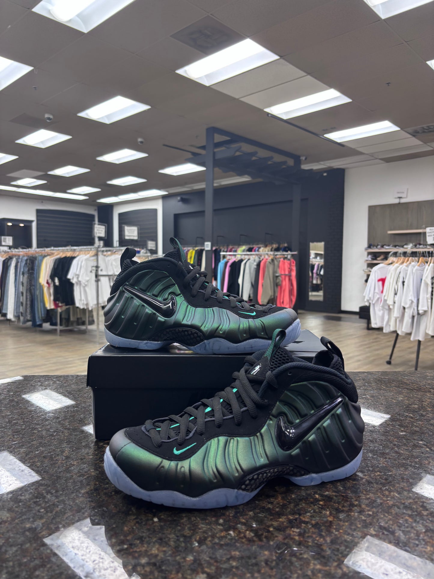 Nike Air Foamposite Pro “Pine Green” Brand New