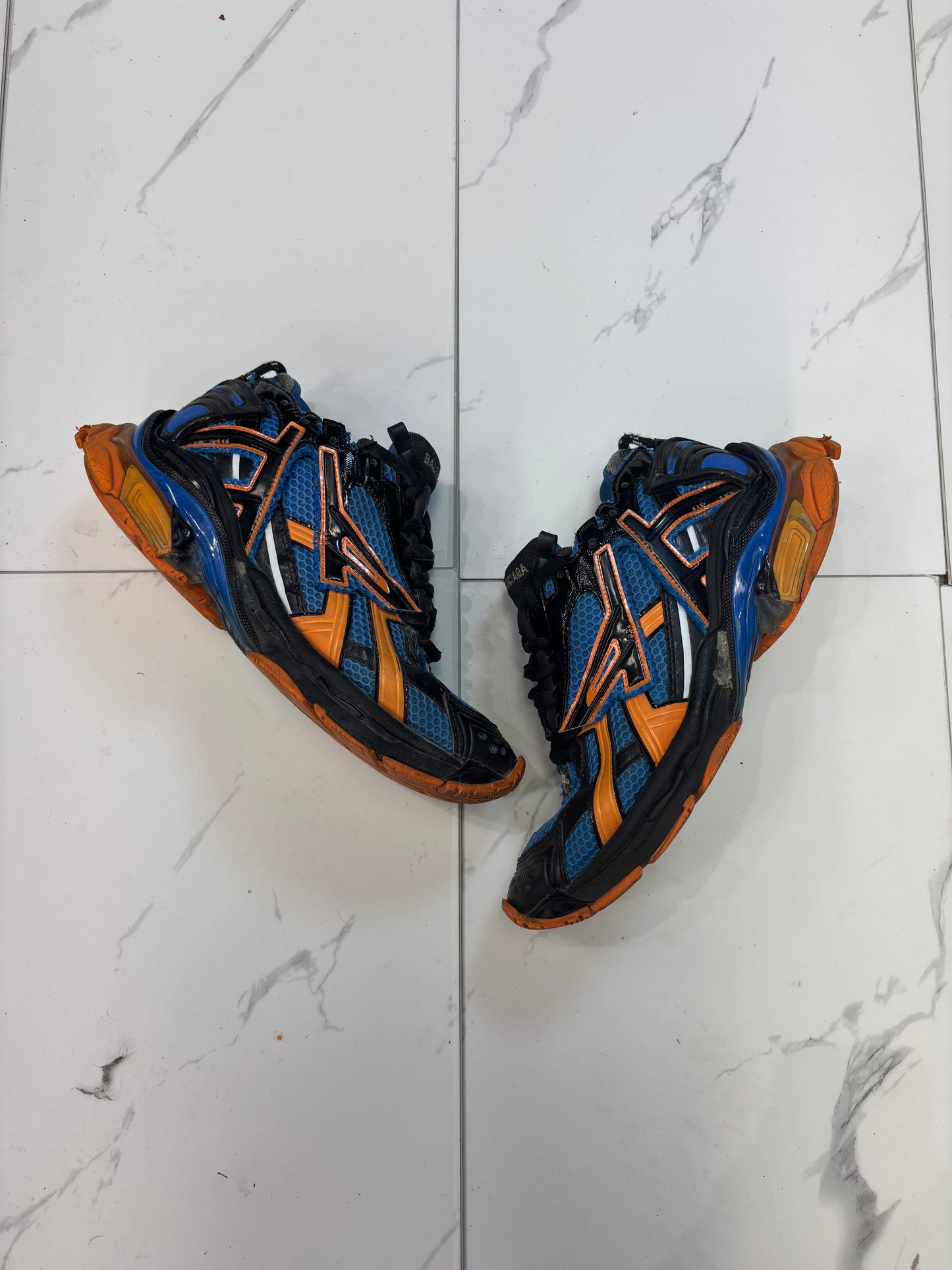 Balenciaga Runners Orange/Blue Used With No Box Defected