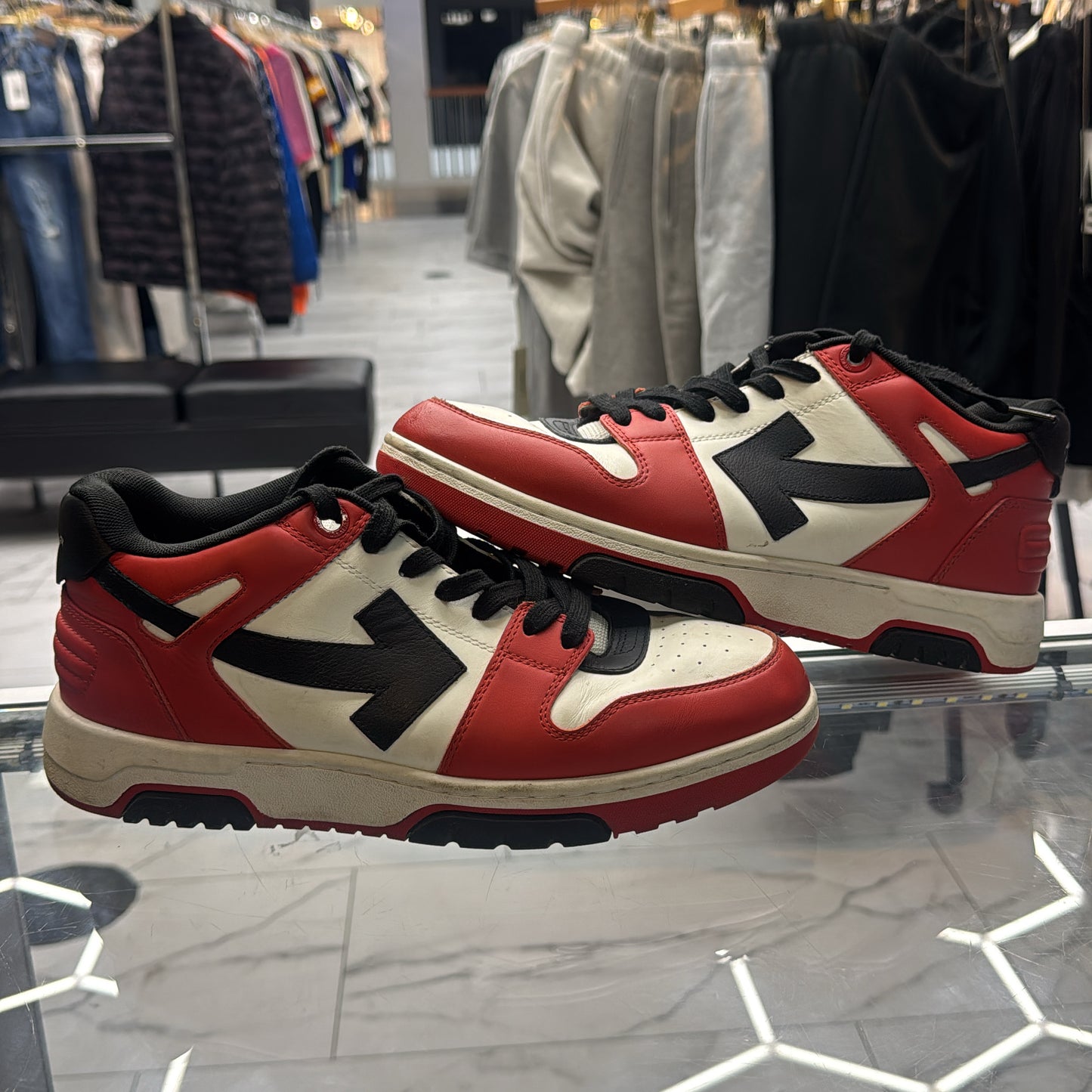 Offwhite Red Black White Used No Box