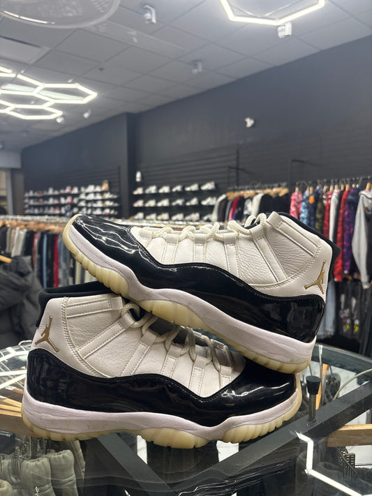 Jordan 11 Gratitude USED NO BOX
