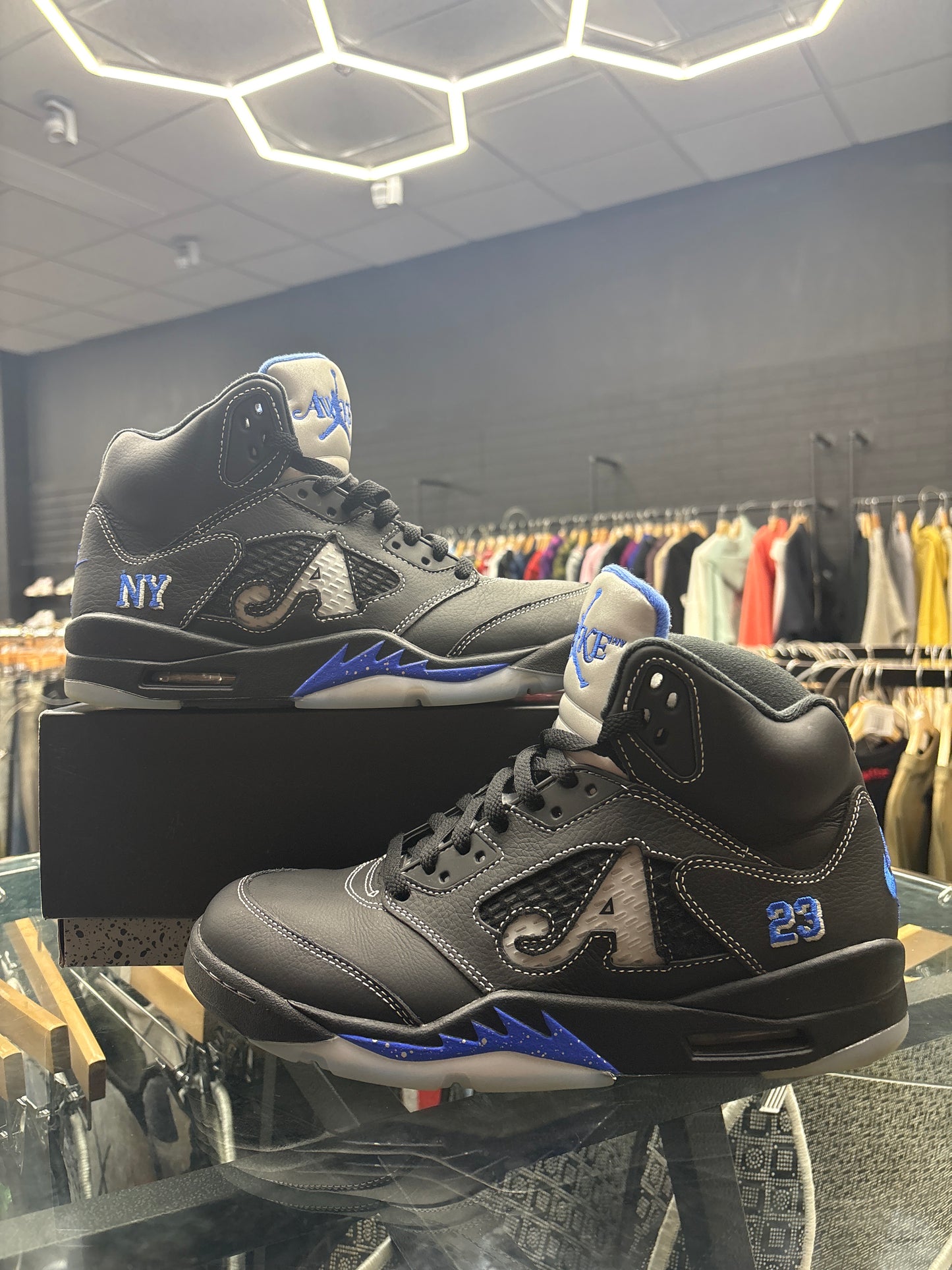 Jordan 5 Awake Black Used with box