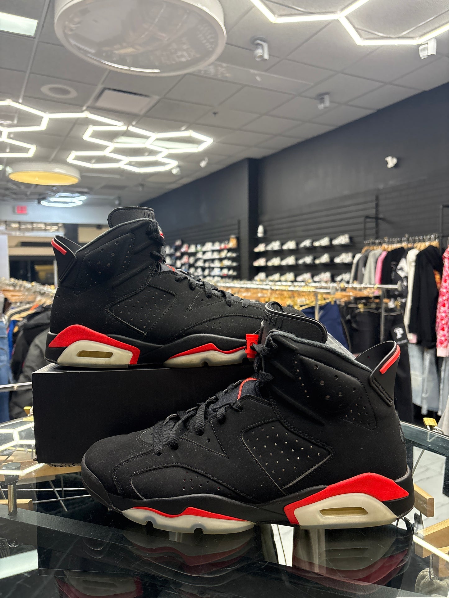 Jordan 6 Infrared (2019) USED W BOX
