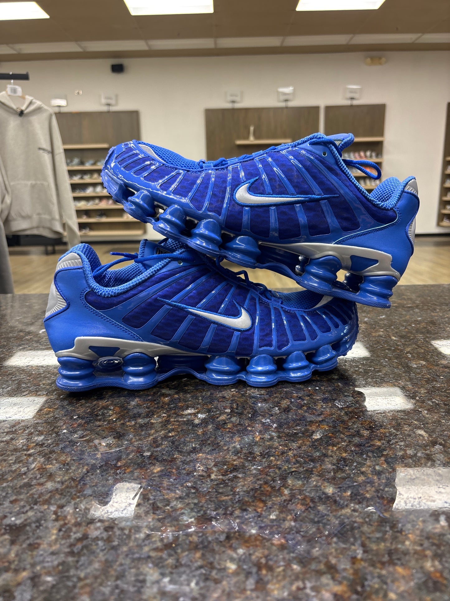 Nike Shox Hyper Royal used no box