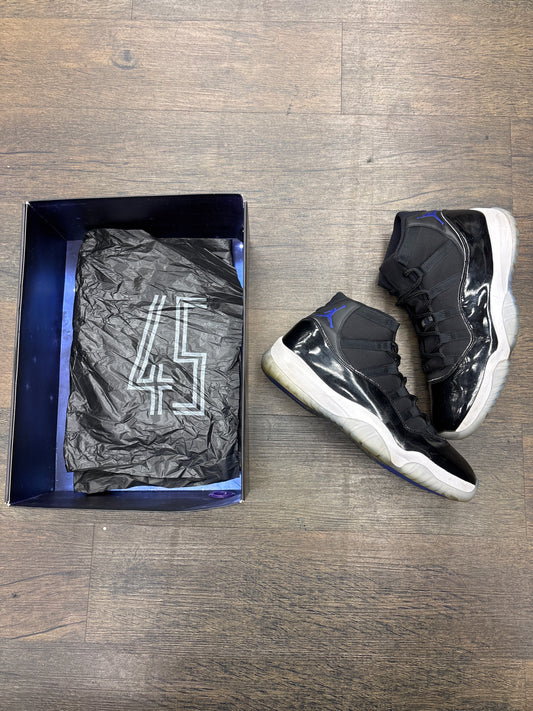 Jordan 11 ‘Space Jam’ PRE-OWNED WITH BOX