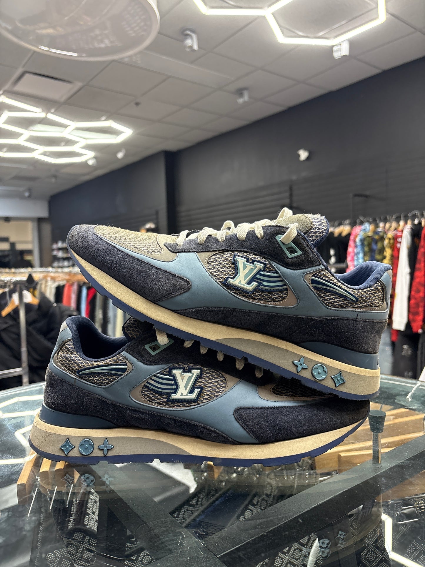 Louis Vuitton Runaway Blue/White Sneaker USED NO BOX