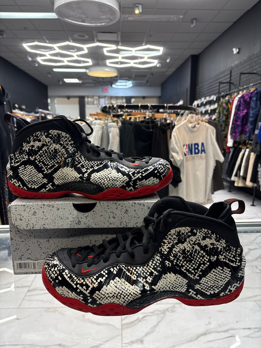USED Nike Foamposite Albino Snakeskin