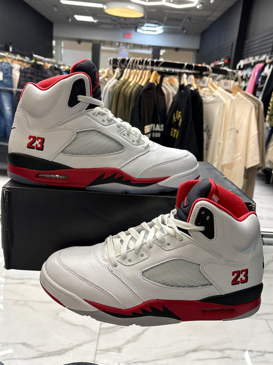 Jordan 5 Fire Red USED W BOX