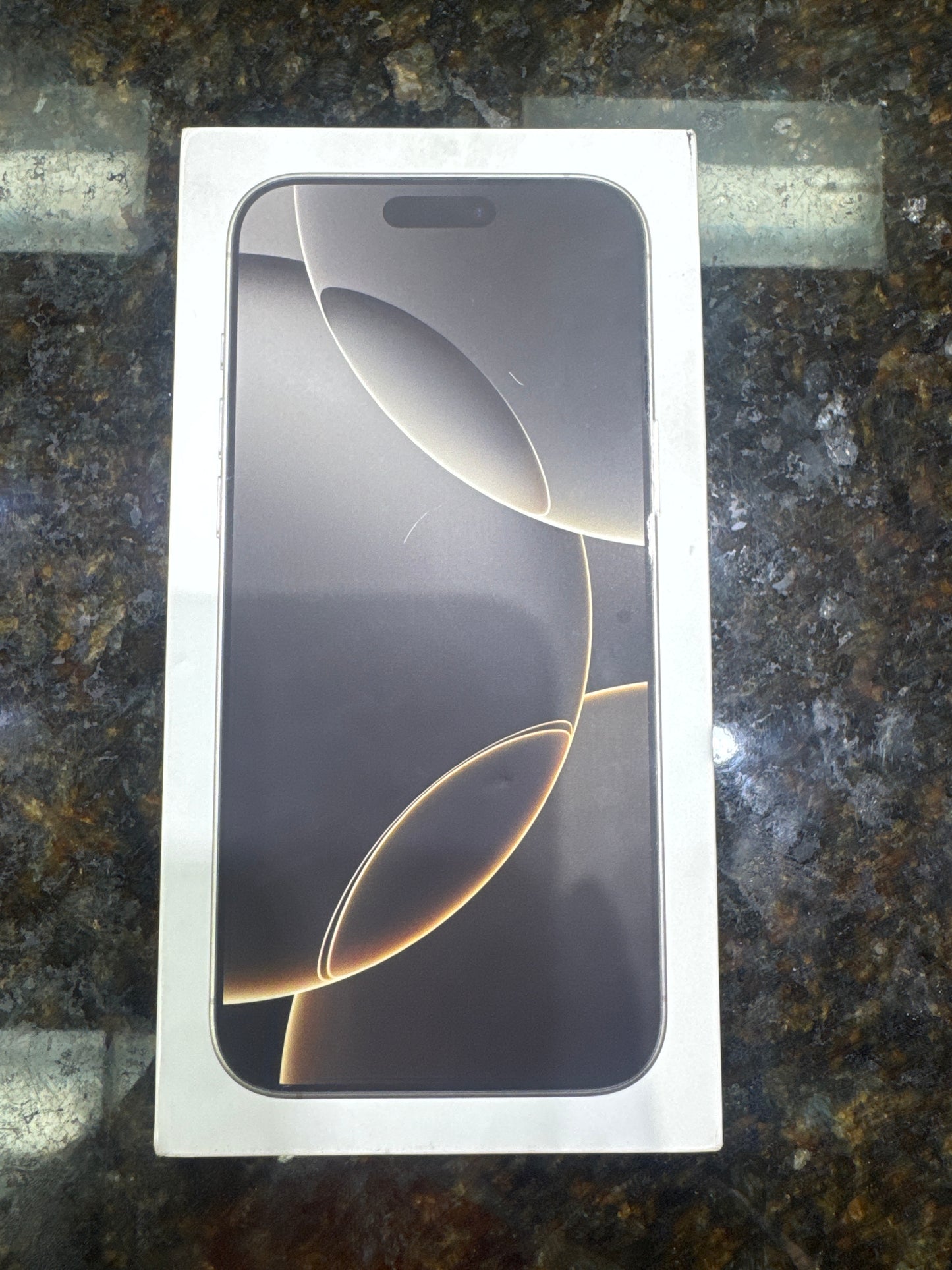 iPhone 16 pro max natural titanium 256gb (Black listed Carrier Locked)