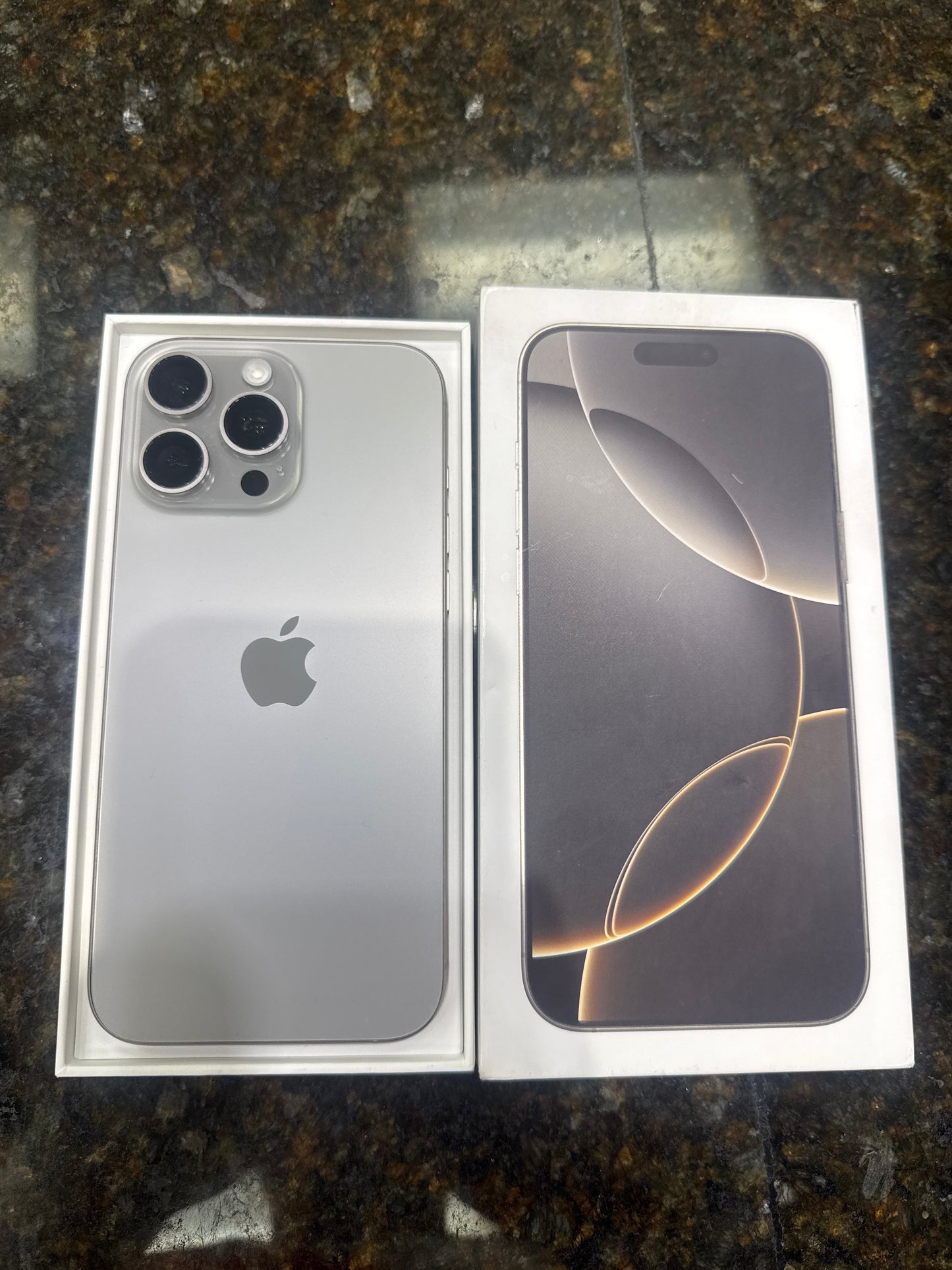 iPhone 16 pro max natural titanium 256gb (Black listed Carrier Locked)