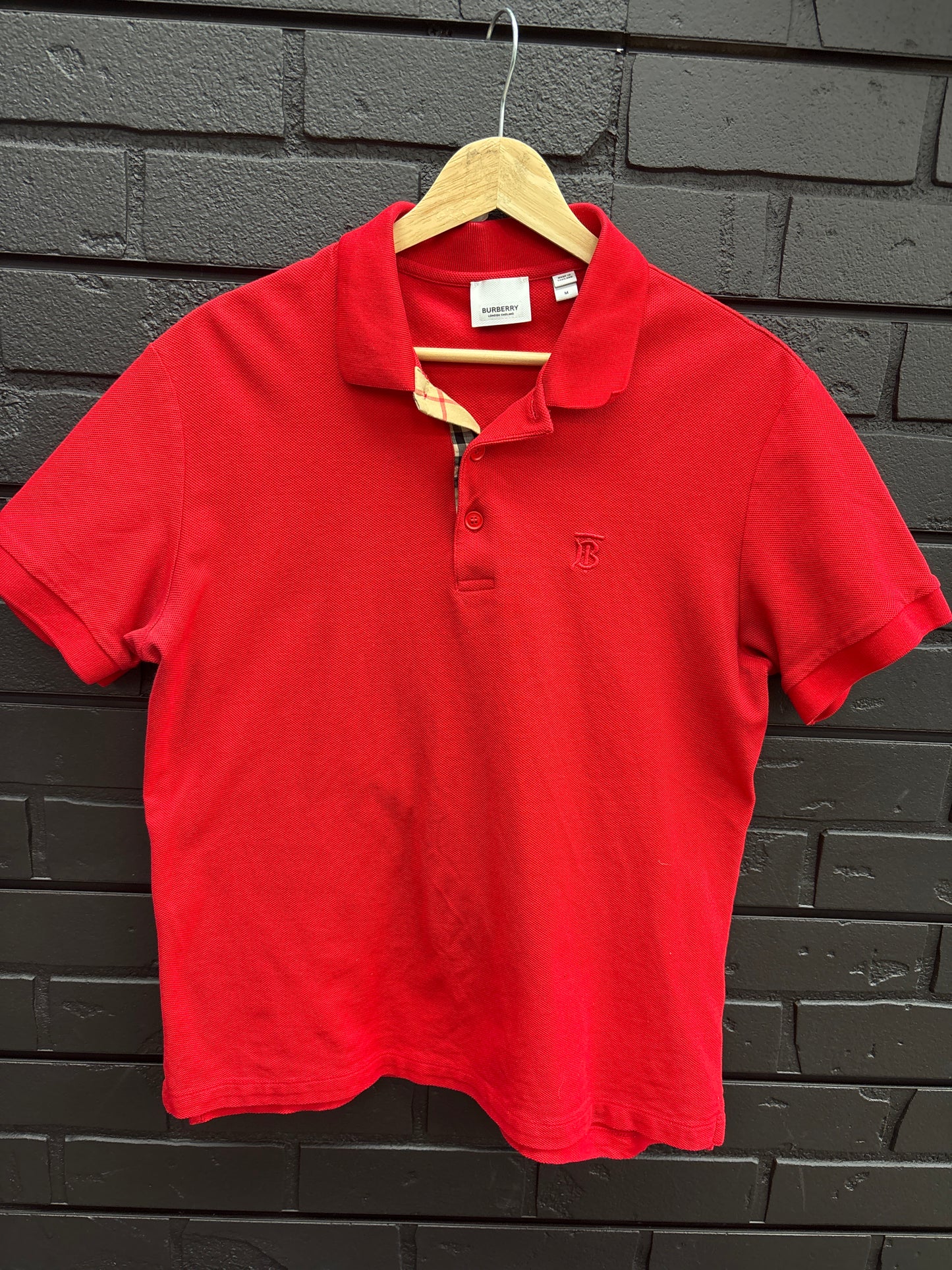 BURBERRY RED POLO USED