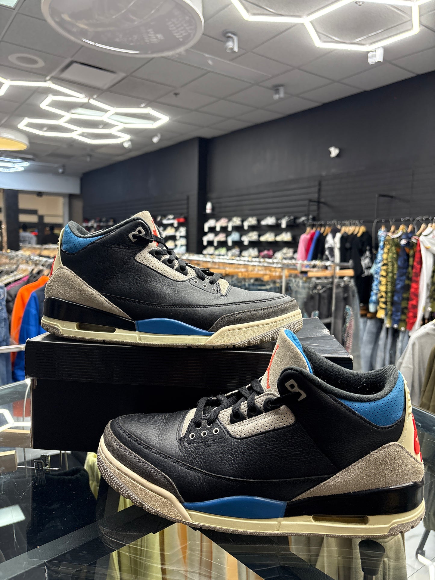 AIR JORDAN 3 RARE AIR USED W BOX