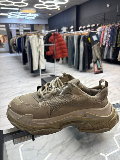 Balenciaga Triple S Cream USED  No box