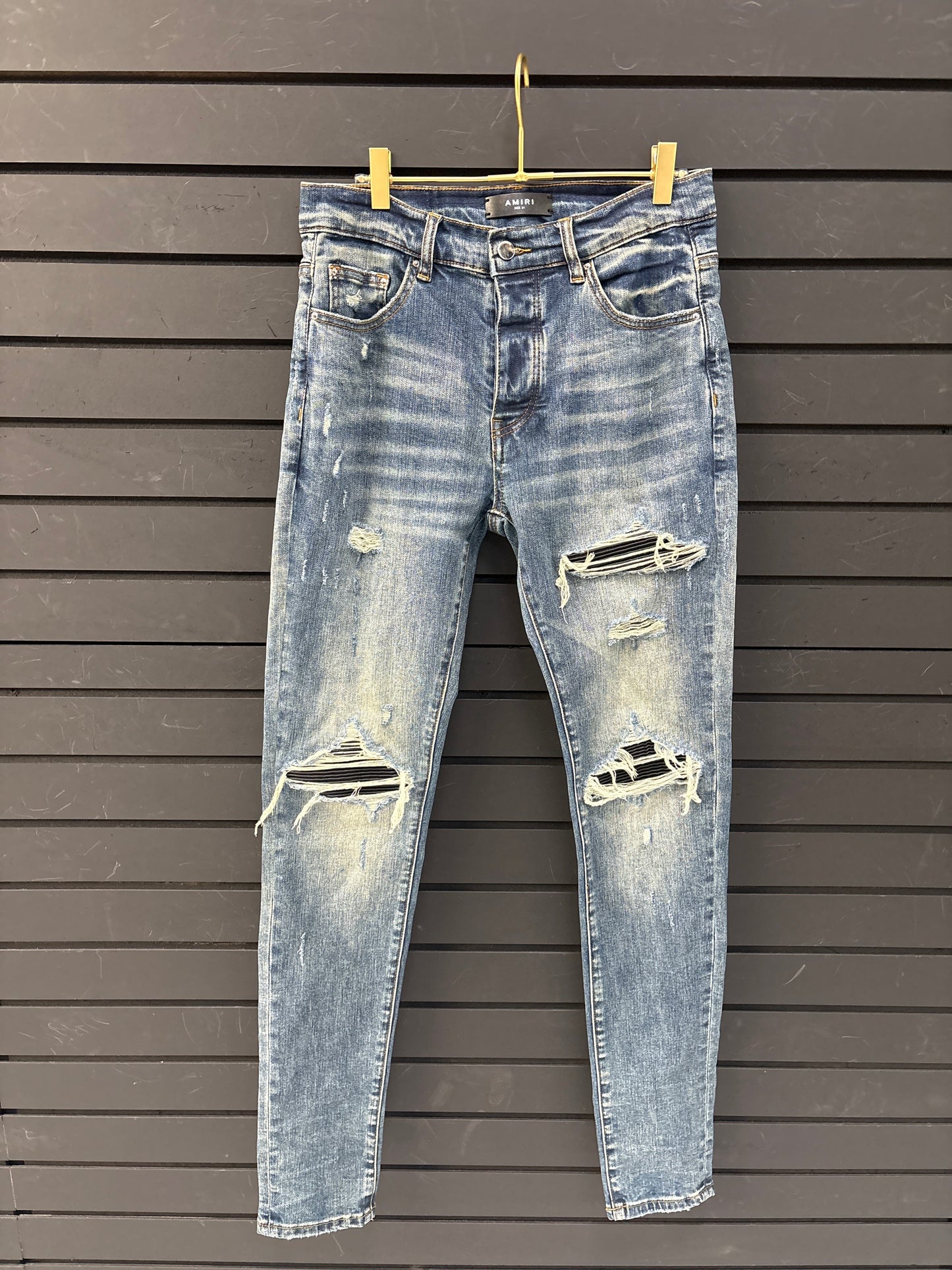 Amiri Ripped Blue Jeans Used