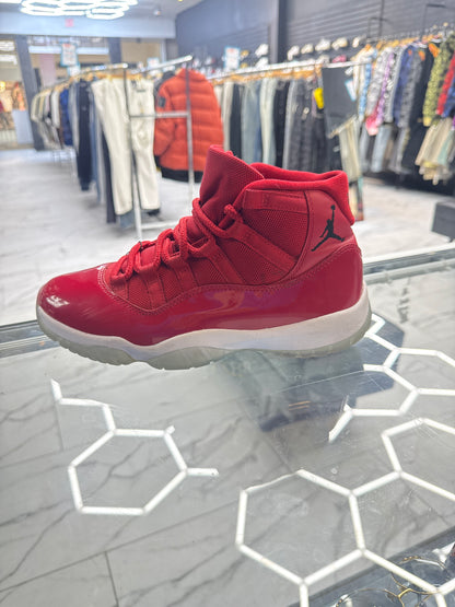 Jordan 11 “Win Like 96” USED WITH BOX