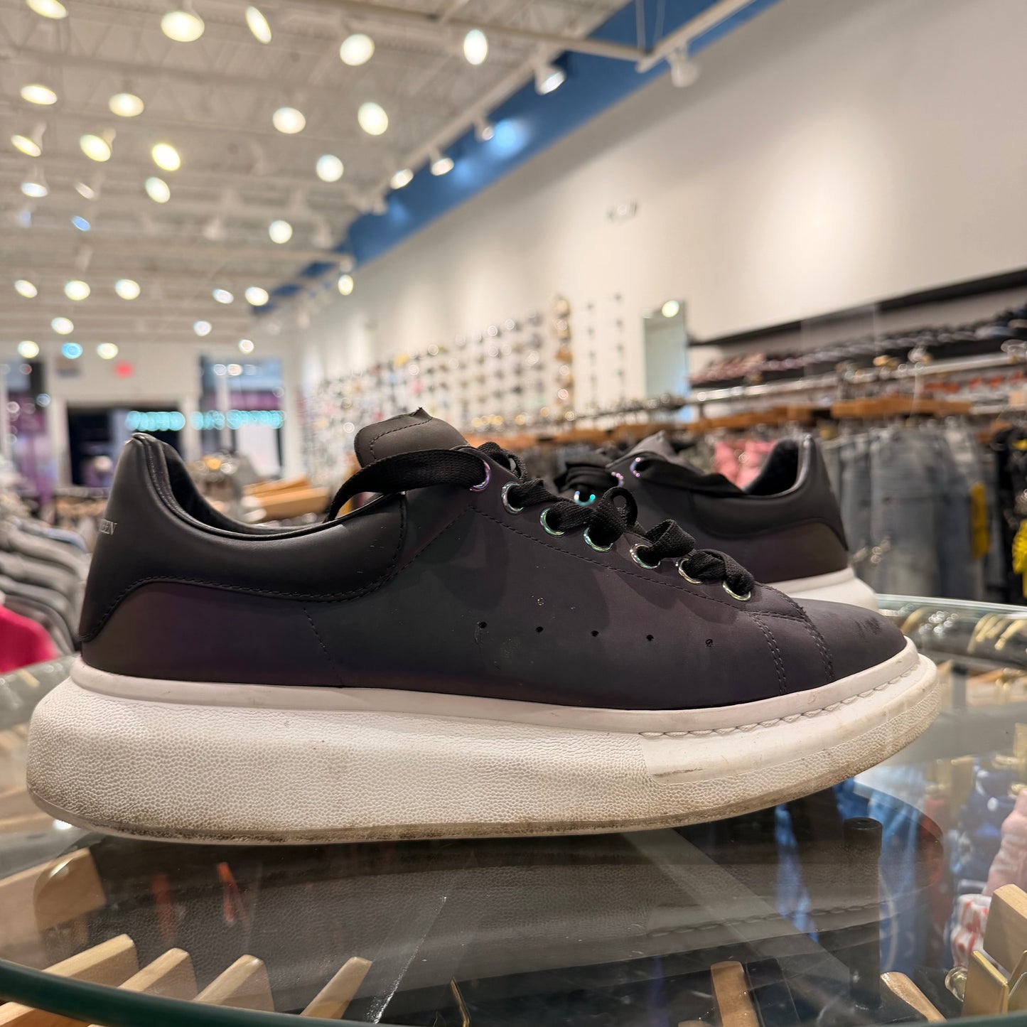 Alexander McQueen Sneaker 'Beetle Iridescent' Used No Box