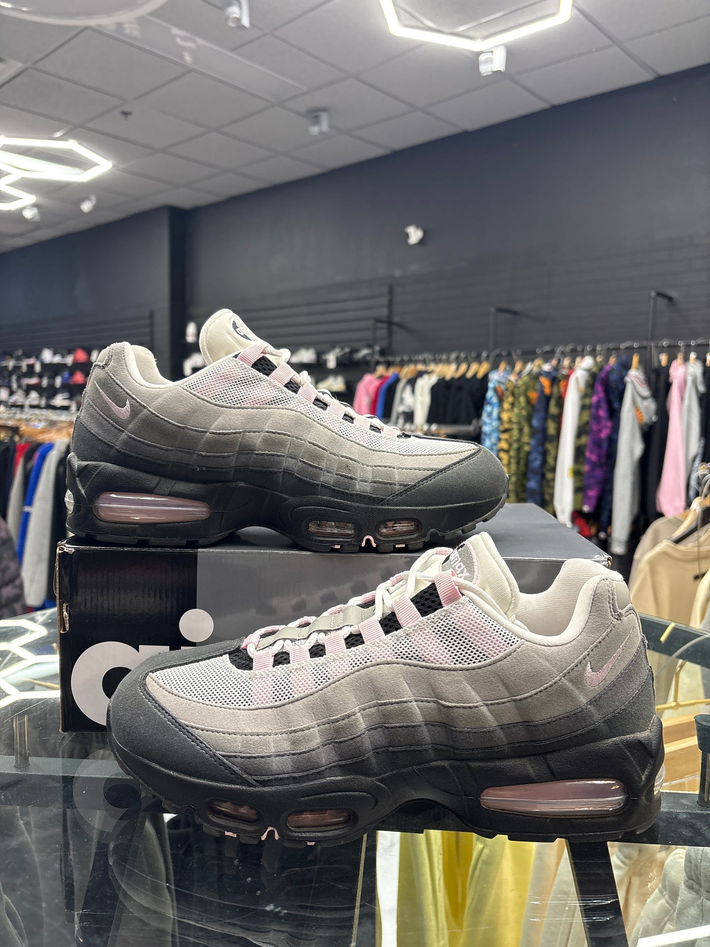 Air max 95 OG Big Bubble Pink Foam USED W BOX