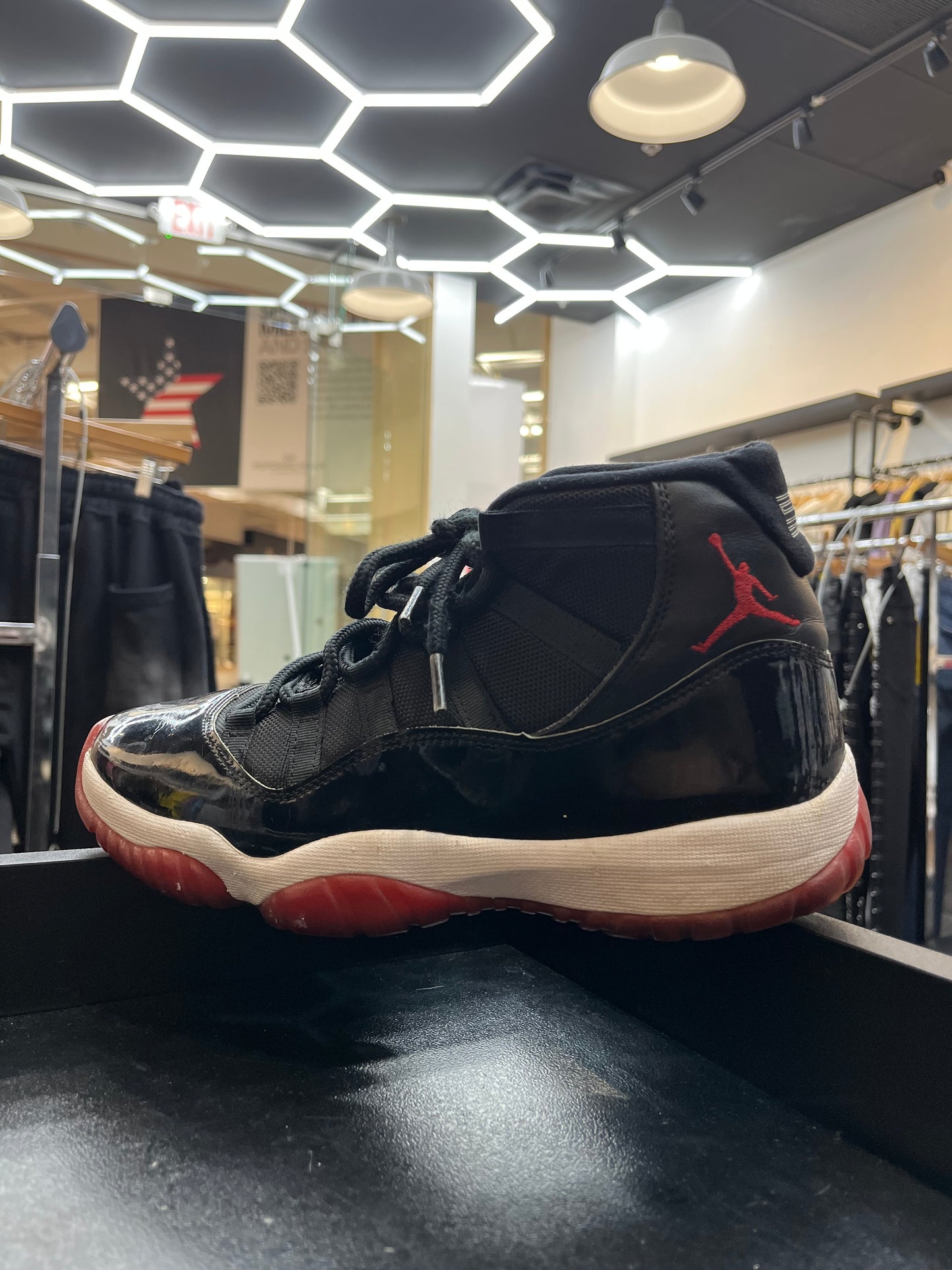Jordan 11 “Bred” Used No box