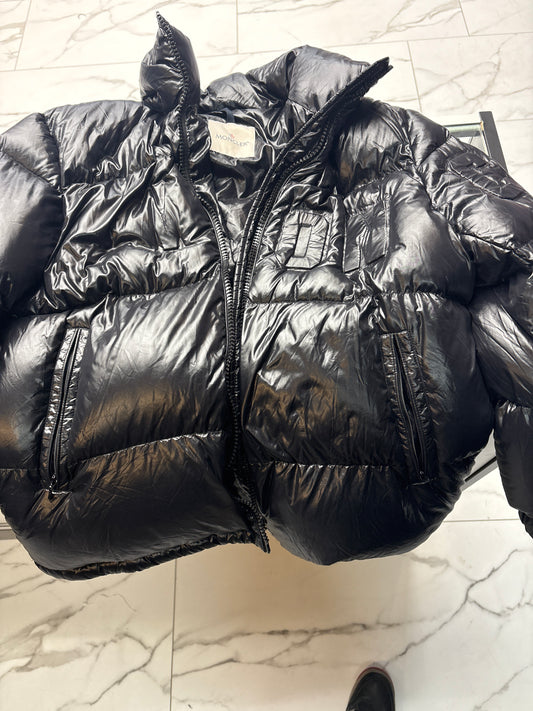 Moncler Puffer Pre-Owend