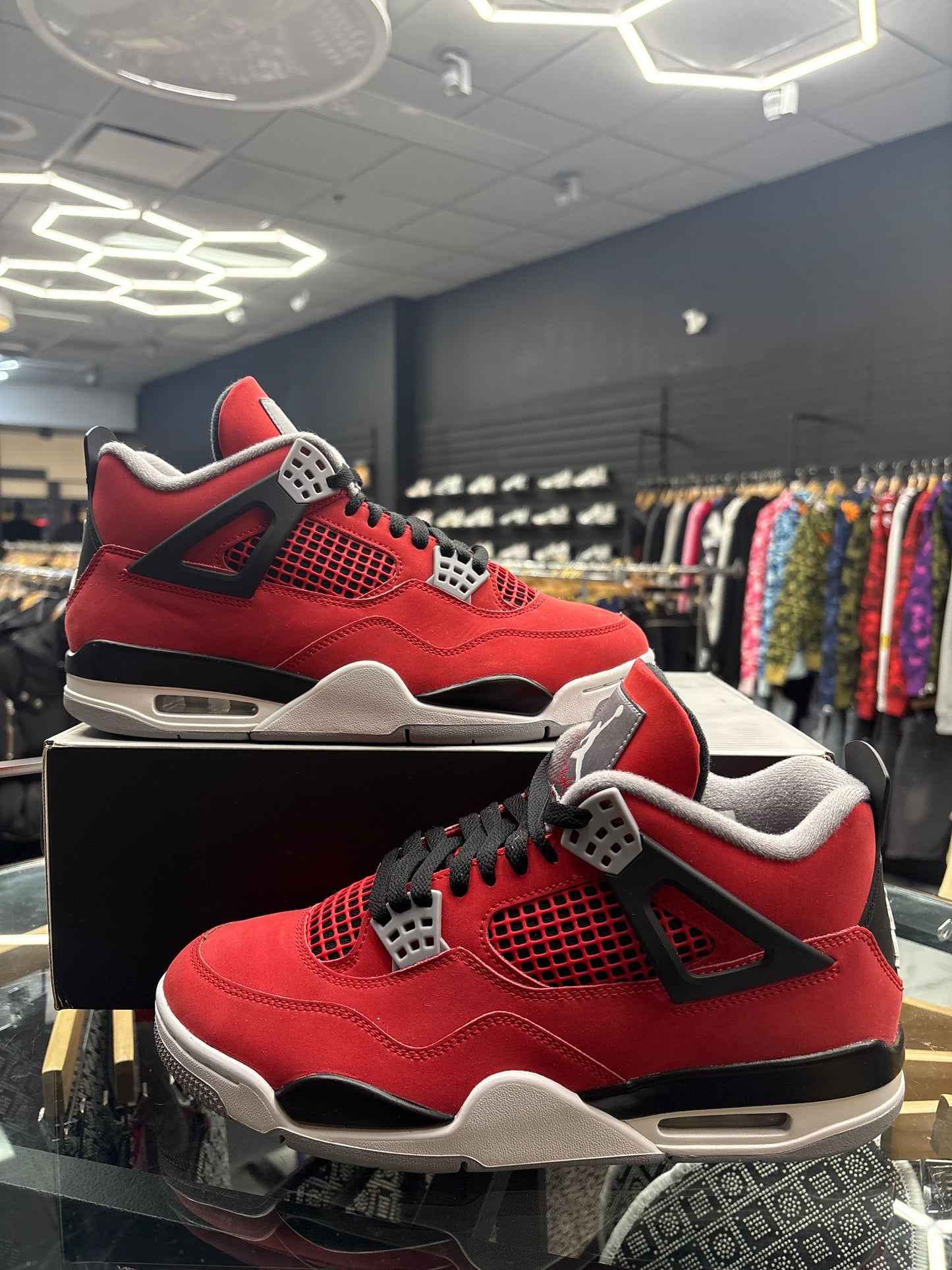 Jordan 4 Toro USED W BOX