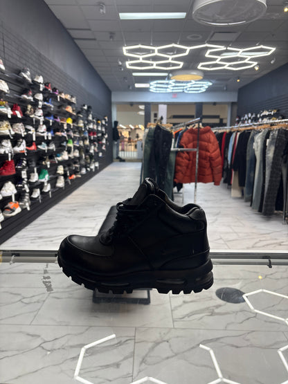 Nike Boots USED NO BOX