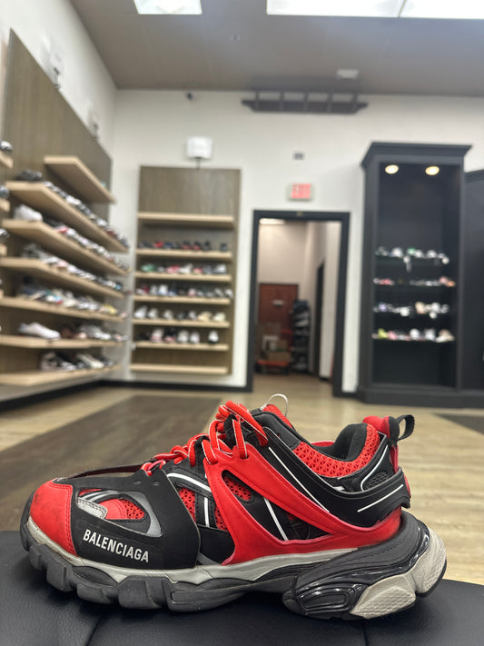 Balenciaga tracks used No box No insoles