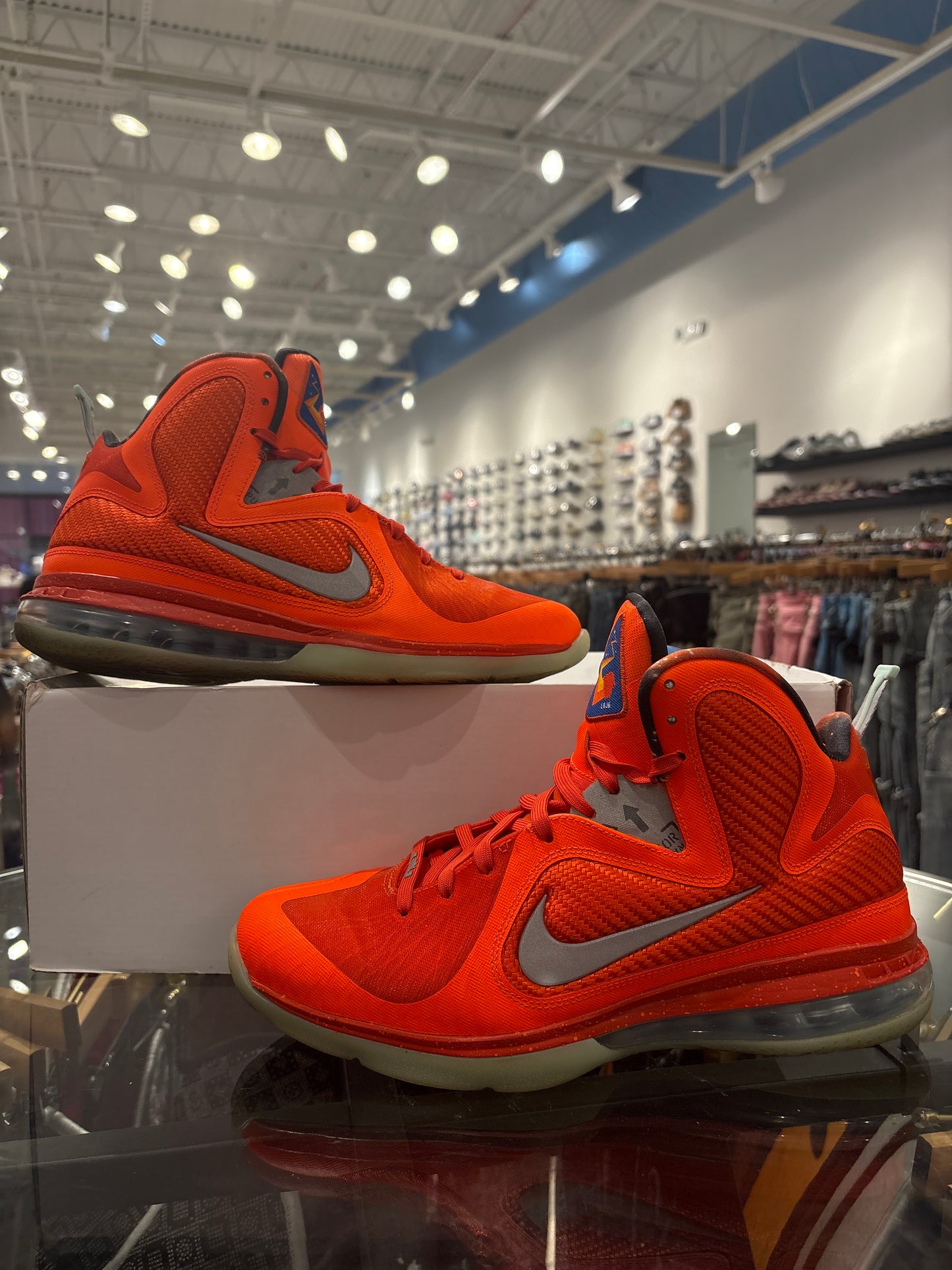 LeBron 9 Big Bang USED WITH BOX