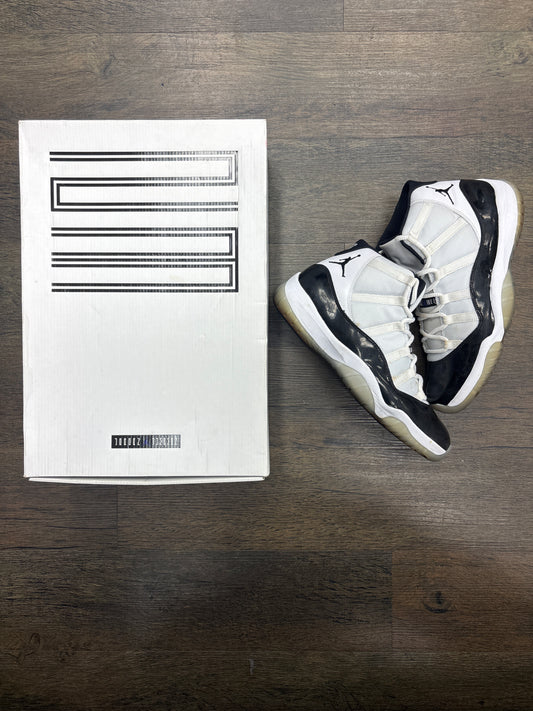 Jordan 11 ‘Concord’ PRE-OWNED WITH OG BOX