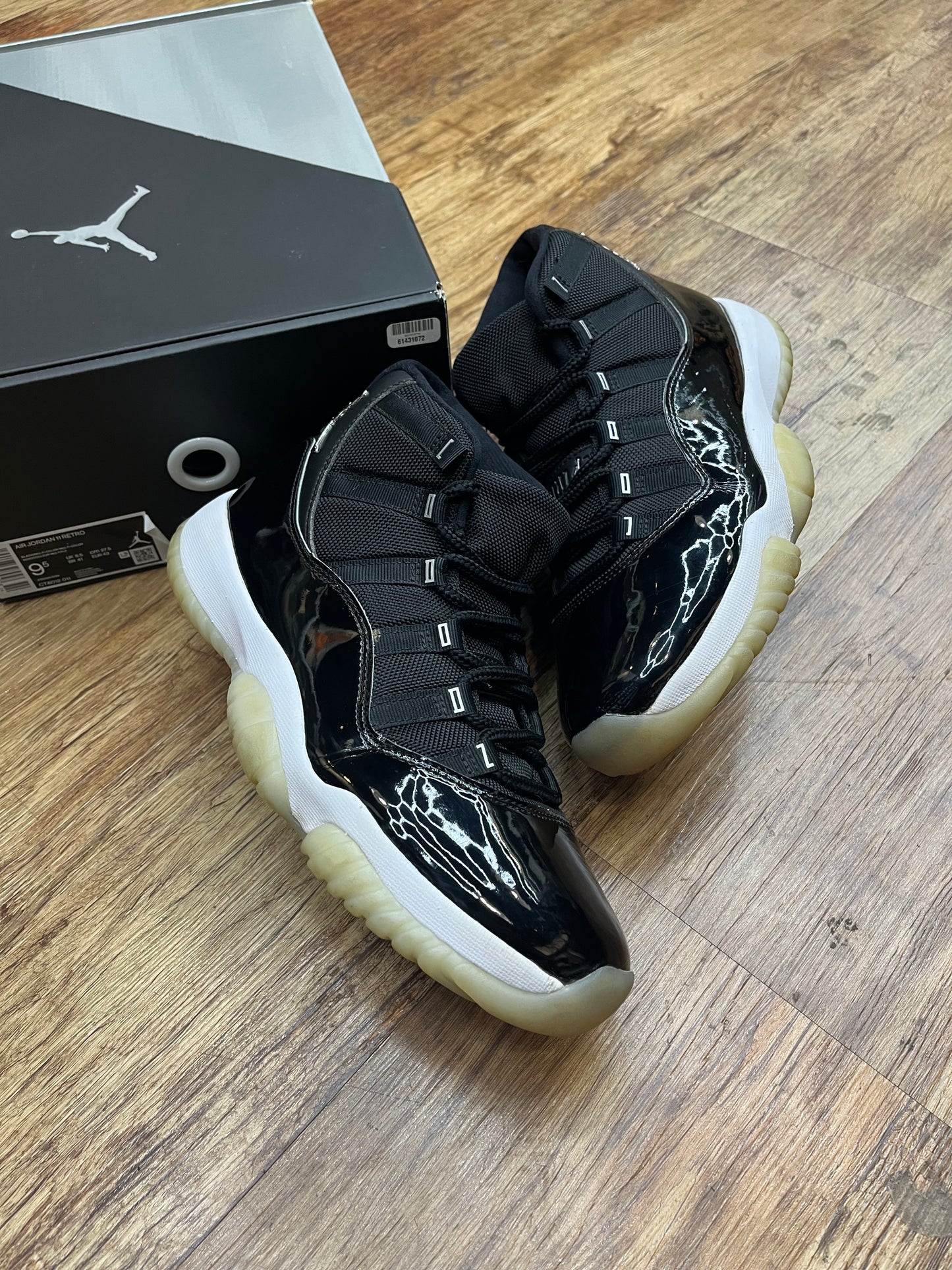 Used Jordan 11 jubilee