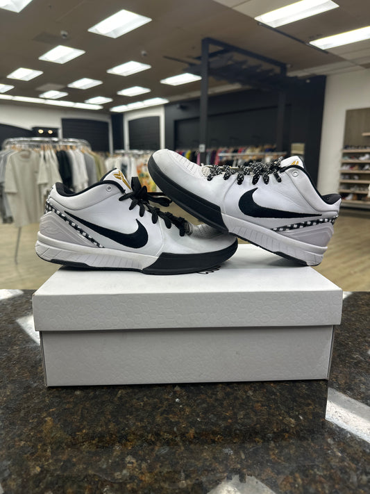NIKE KOBE MAMBACITA GIGI PRE-OWNED