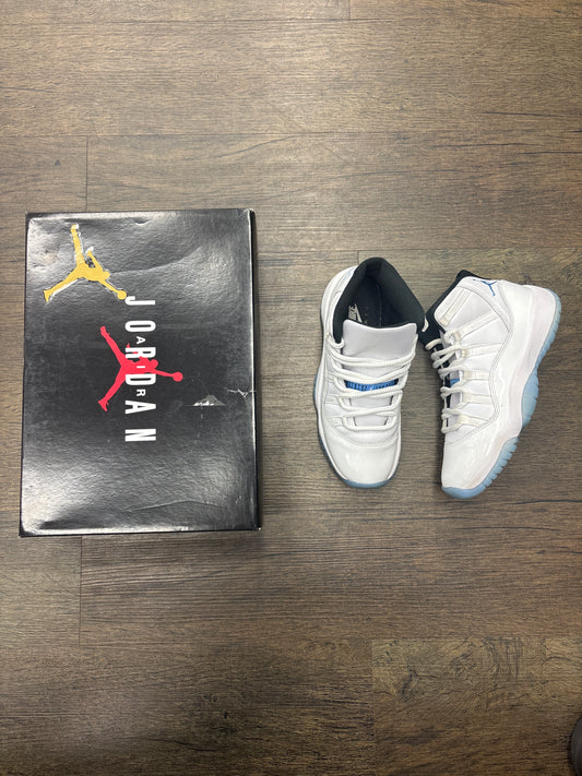 Jordan 11 ‘Legend Blue’ PRE-OWNED WITH BOX