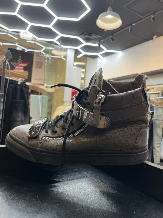 Giuseppe “Brown Snakeskin” Used No Box