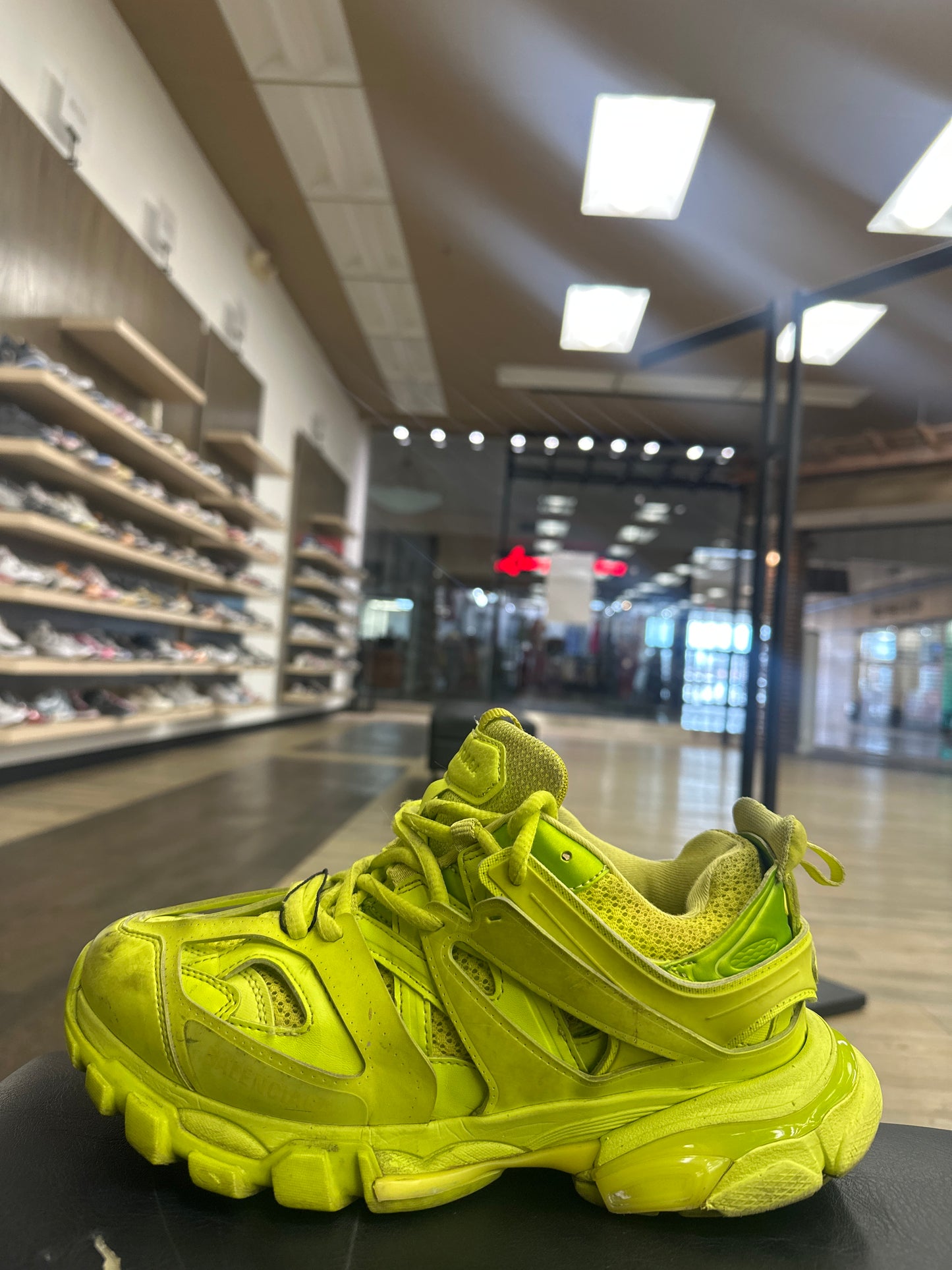 Balenciaga track Used No box