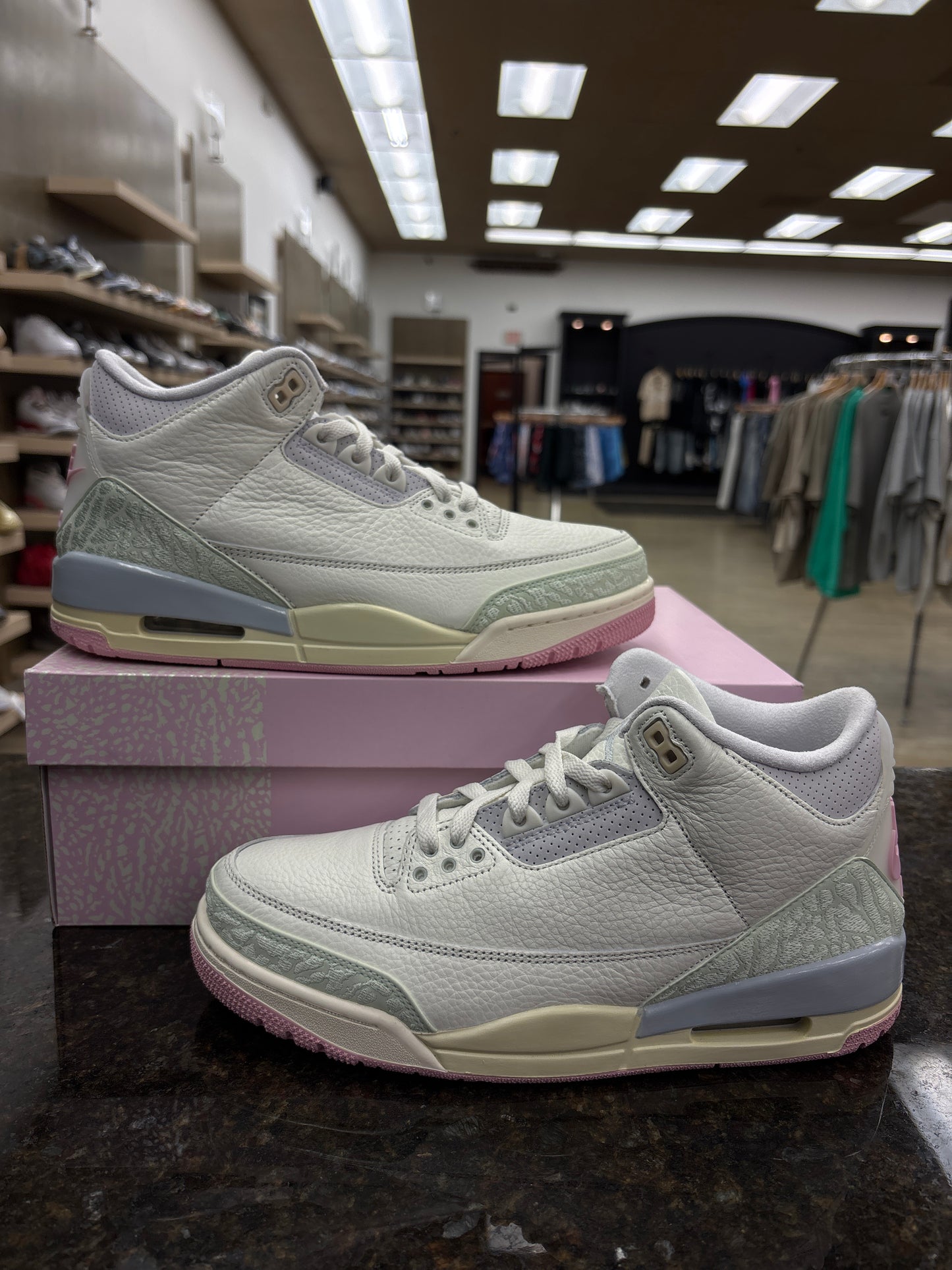 JORDAN 3 SPRING IS IN THE AIR PRE-OWNED