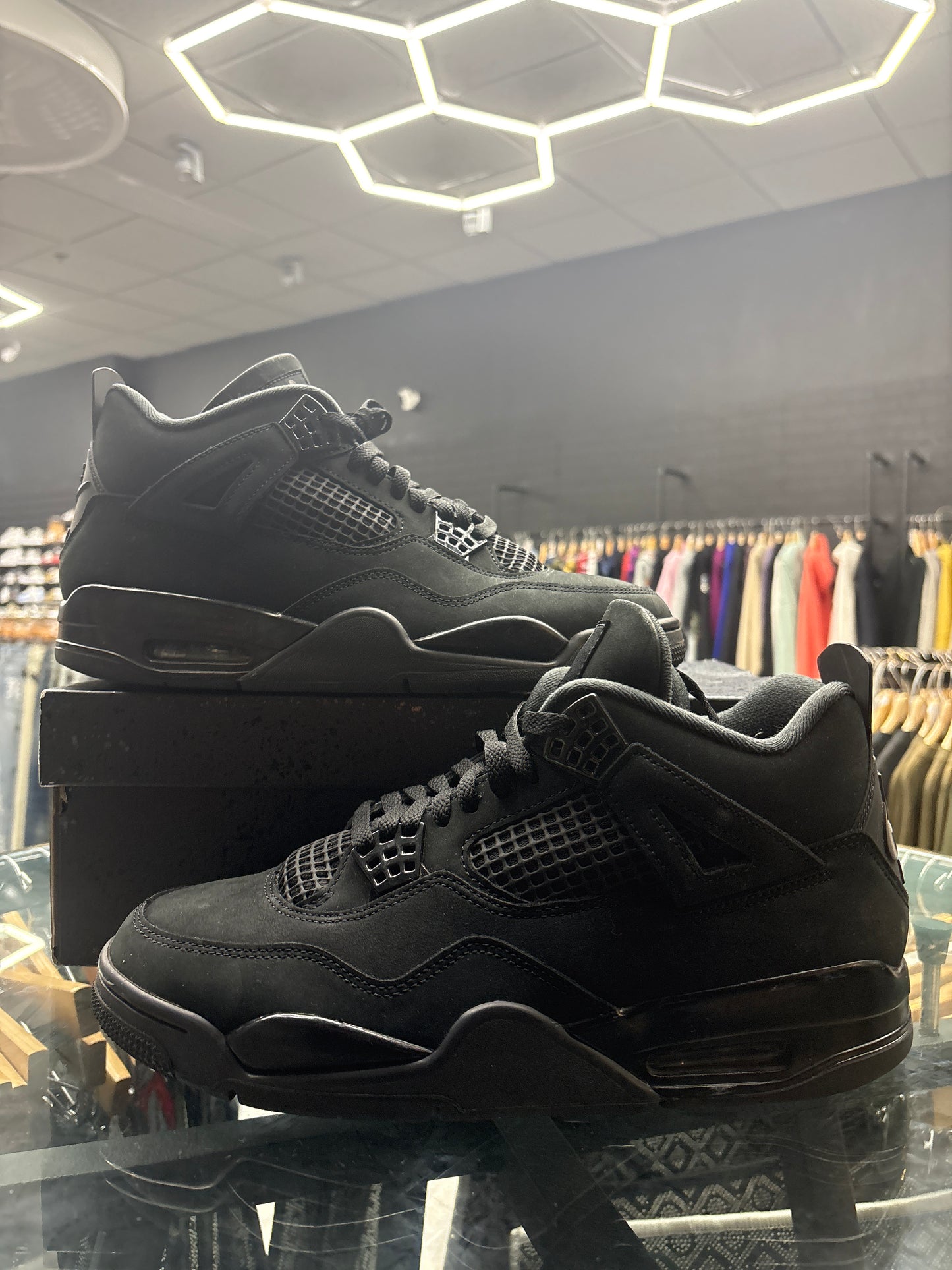 Jordan 4 black cat PREOWNED WITH BOX