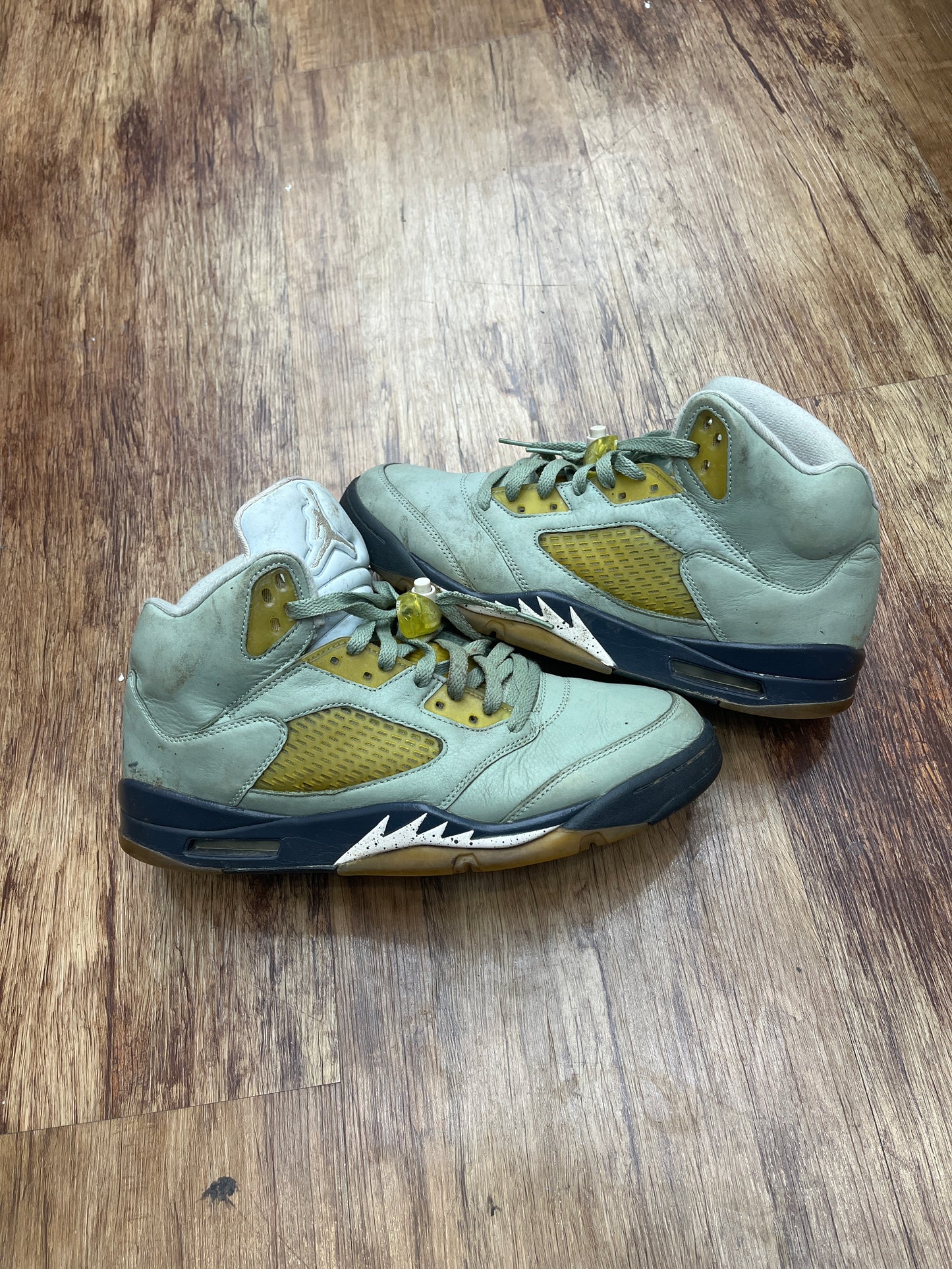 Jordan 5 jade horizon pre-owned