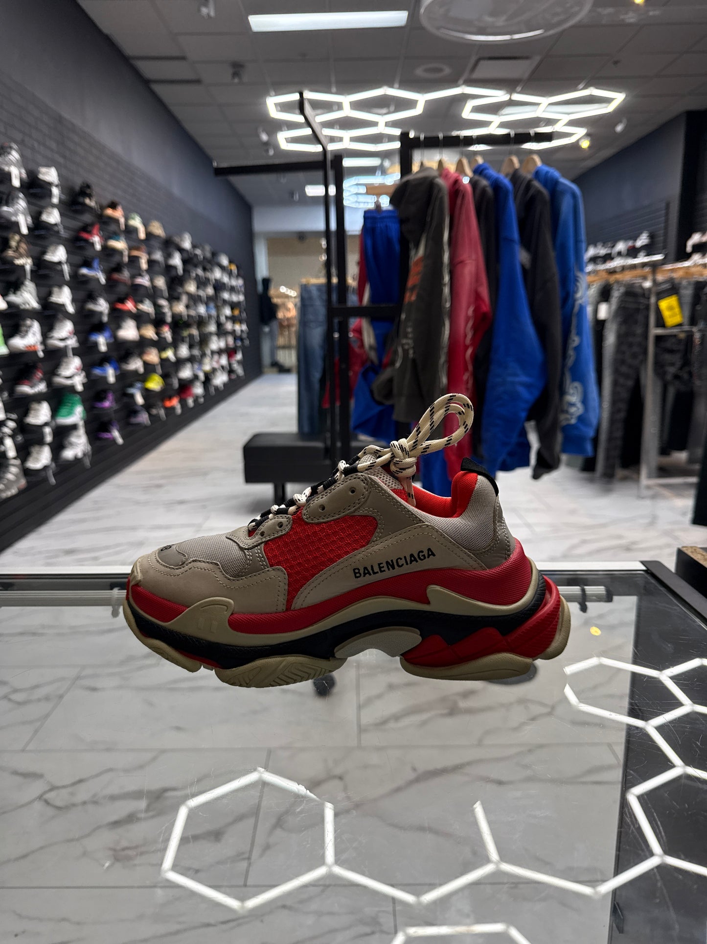 Balenciaga ‘Triple S’ White/Red USED W BOX