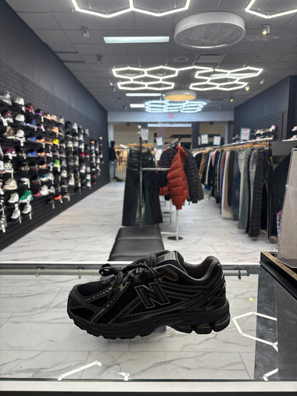 New Balance 1906 ‘BLACK/GREY’