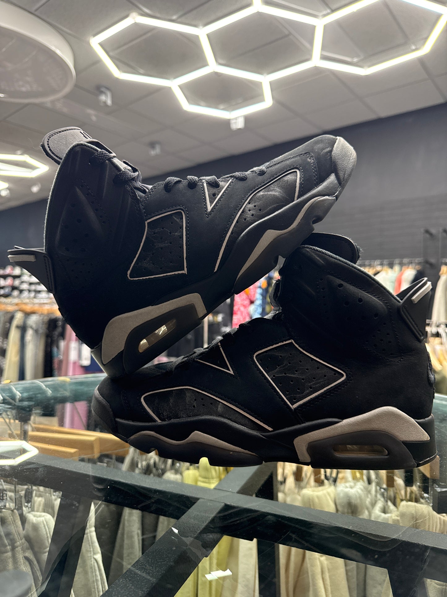 Jordan 6 Cap and Gown Pre-owned