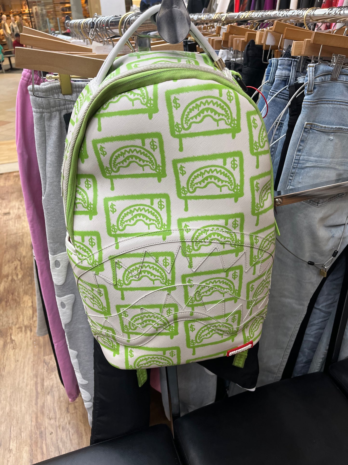 money bite backpack pre-owned