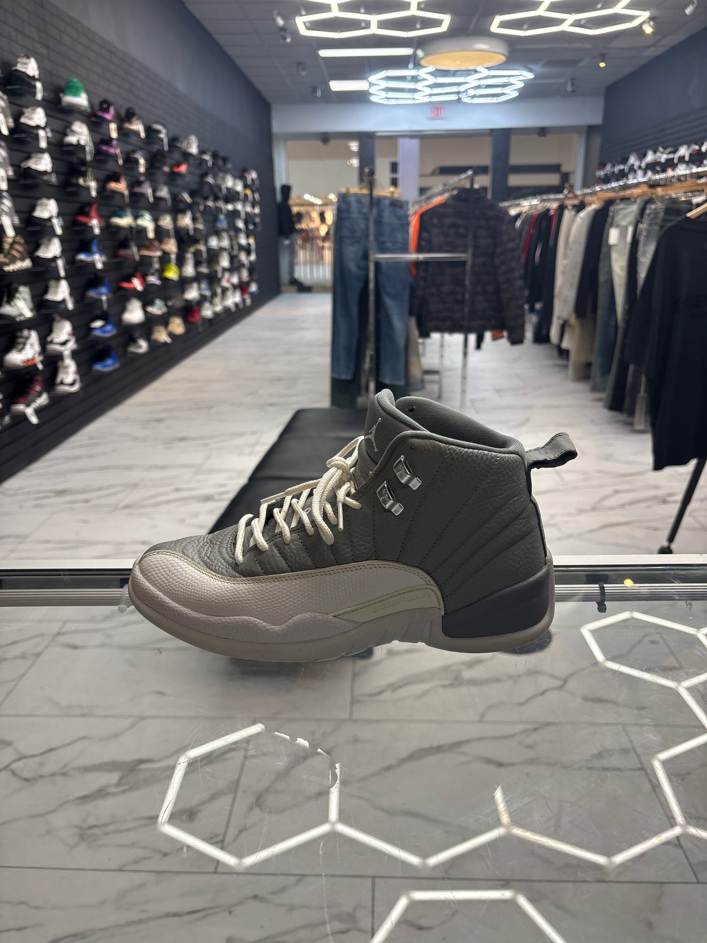 Jordan 12 ‘Stealth’ USED NO BOX
