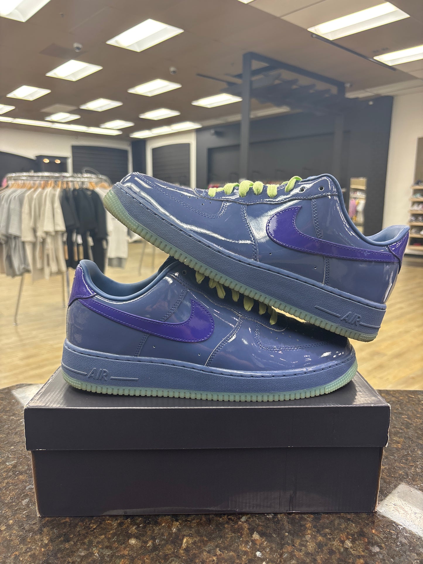 Nike Air Force 1 Patent Leather Mystic Grape Ice USED W BOX