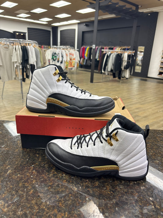 AIR JORDAN 12 RETRO ROYALTY TAXI PRE-OWNED