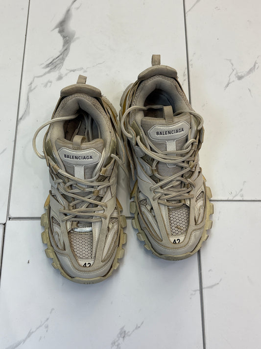 Balenciaga Track Trainer
White Used No Box