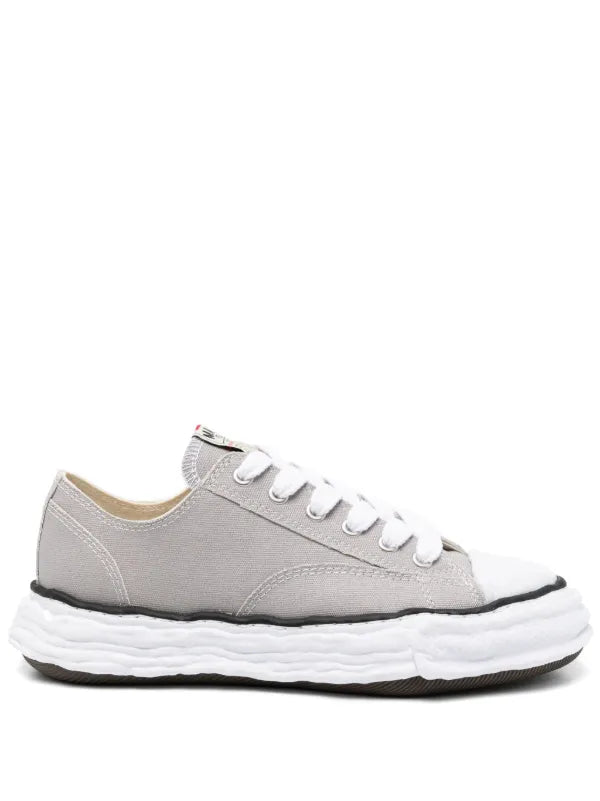 Maison Mihara Peterson Grey