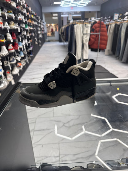 Air Jordan 4 “Retro Fear” USED WITH BOX